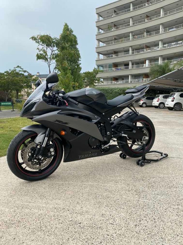 Yamaha R6 - Inmaculada
