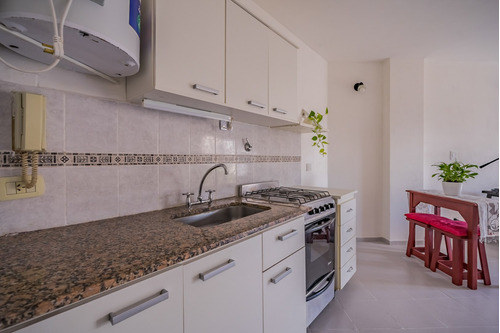 Departamento Monoambiente En Venta En Morón, G.b.a. Zona Oeste, Argentina