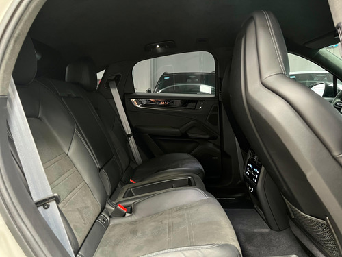 Porsche Cayenne Turbo Gt 2024