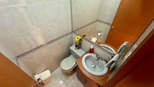 Annic Coronado Vende Apartamento La Trigaleña Edificio Churún Merú Ref. 279441