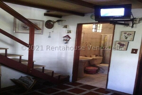 Imagen 3 de 16 de Ls Vende Chalet Via Carayaca El Junkito 23-8828