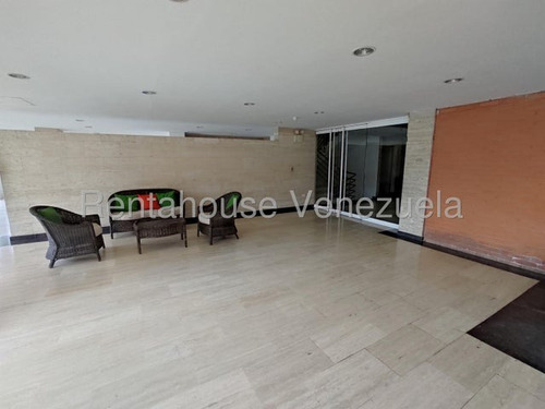 Enixon Sanchez Vende Espectacular Apartamento En Monte Real #25-17575