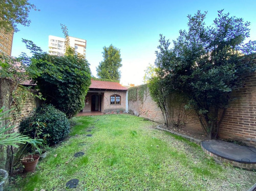 Casa En Venta 4 Dormitorios Con Jardín Y Parrilla - Martínez - Cercano A La Estación