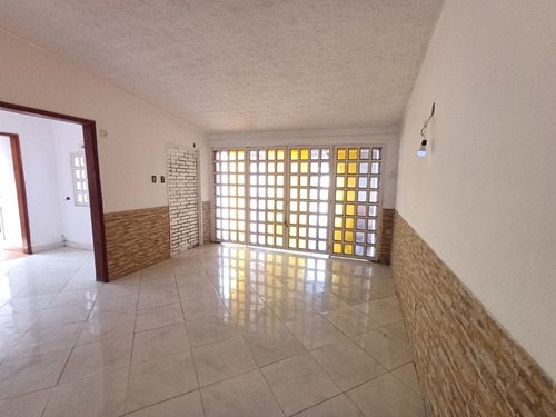 Casa En Venta Los Samanes Aragua Cod. 24-26219 Yb