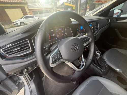 Volkswagen Nivus 1.0 200 TSI TOTAL FLEX HIGHLINE AUTOMÁTICO