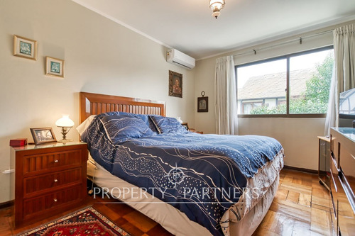 Casa En Venta En Ñuñoa! Impecable, Lista Para Vivi...