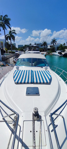 Hermoso Yate Uniesse Italiano 48 Ft Perfecto Estado