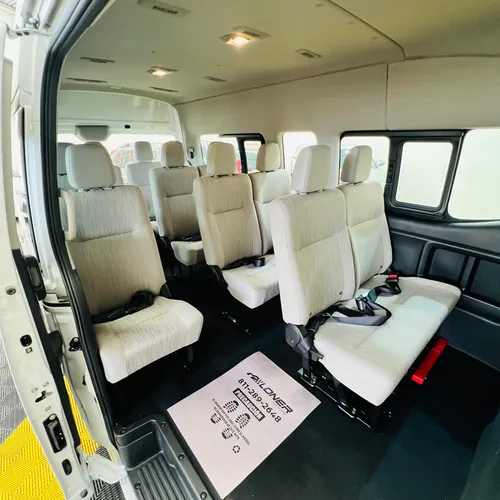Nissan Urvan 2.5 15 Pas Amplia Aa Mt