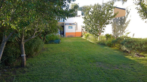 Casa En Venta - 3 Dormitorios 2 Baños - 400 Mts2 - Comandante Nicanor Otamendi