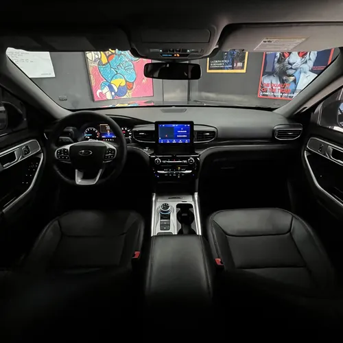 Ford Explorer Platinum