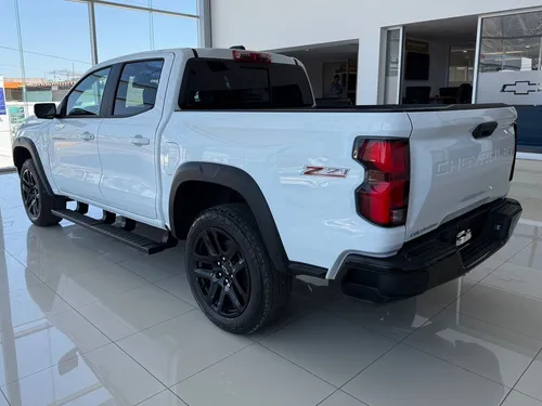 Chevrolet Colorado 2.7 Z71 4X4 At