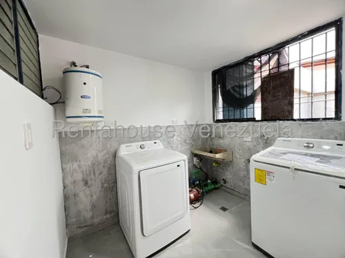 Bella Casa En Alto Prado