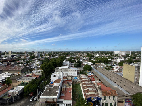 Departamento En Venta 2 Dormitorios 2 Baños Abasto A Estrena