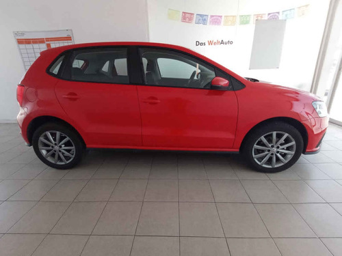Imagen 6 de 14 de Volkswagen Polo 2020 5p Comfortline Plus Std.