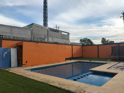Quinta Para Eventos Con Uso De Suelo Comercial En Guadalupe!
