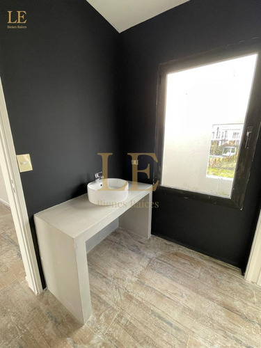 Casa A La Venta En Ceibos - Puertos Del Lago -