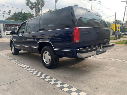 Imagen 8 de 15 de Chevrolet Suburban De Coleccion 1997