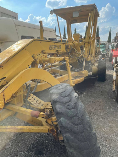 Imagen 1 de 9 de Motoconformadora Caterpillar 130g