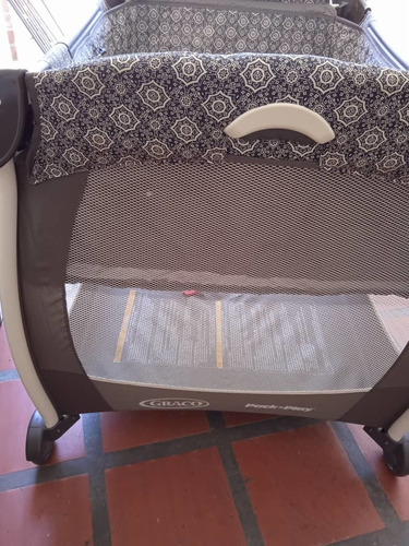 Imagen 5 de 7 de Corral Cuna Modelo Pack * N Play. Marca Graco