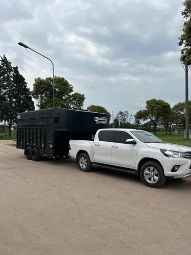 Trailer Semirremolque 9 Caballos Homologado Patentable Lcm