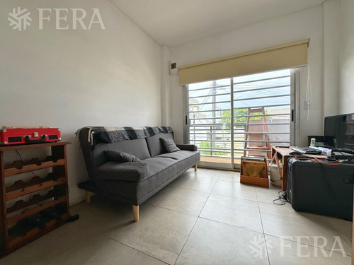 Venta Departamento 2 Ambientes Con Balcón Y Cochera En Quilmes