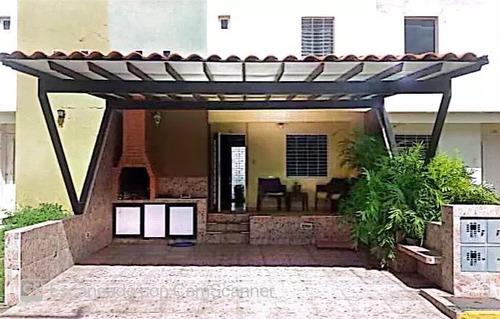 Venta De Townhouse En Conjunto Res. Villas San Rafael, San Diego Inth-132