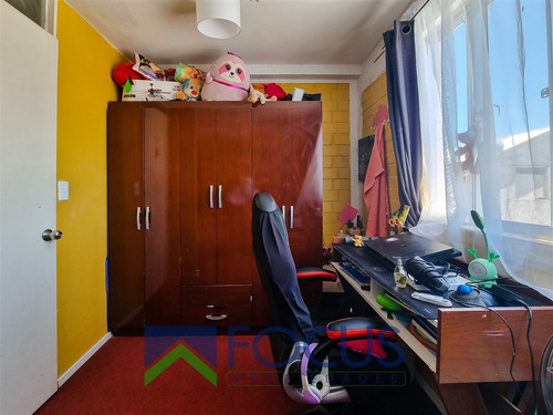 Casa En Venta De 2 Dorm. En Padre Hurtado