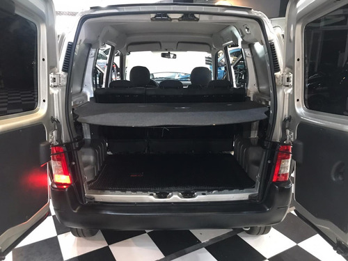 Peugeot Partner 1.6 Hdi Confort 2015 Gris Ljz