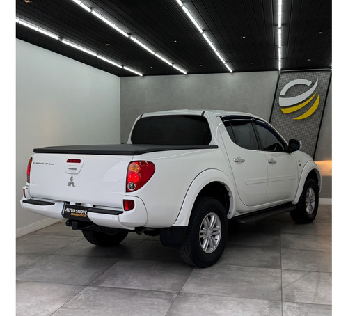 Mitsubishi L200 Triton 3.5 HPE 4X4 CD V6 24V FLEX 4P AUTOMÁTICO