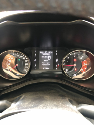 Fiat Toro 2.0 Freedom 4x4 Aut. 4p