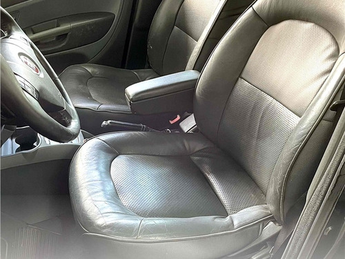 Imagem 6 de 10 de Fiat Linea 1.8 Absolute 16v Flex 4p Automatizado