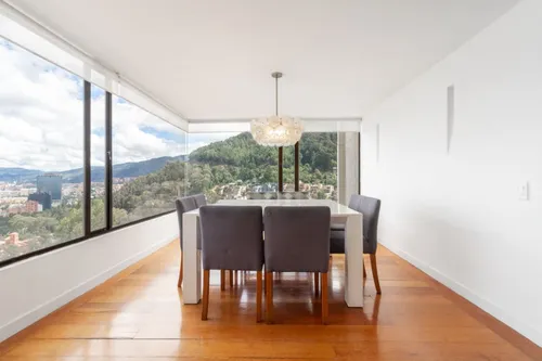 Apartamento En Venta En Chicó Alto. Cod V19004