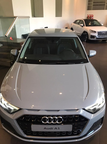 Imagen 17 de 25 de Audi A1 30 Tfsi Sportback Usado 2020 2021 Automatico 0km Mm