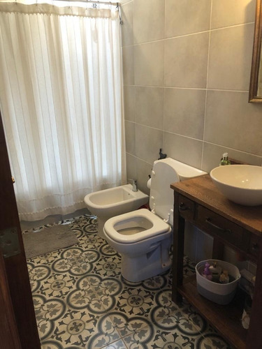 Imagen 8 de 23 de Casa En Dos Plantas En Barrio Cerrado, Hurlingham