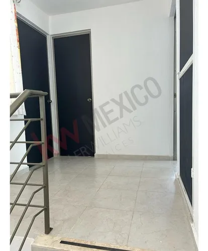 Casa En Los Héroes Con 3 Habitaciones, 3 Baños Y Piscina