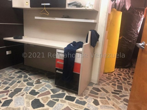 Imagen 8 de 18 de Gustavo Zavala Rentahouse 22-13373