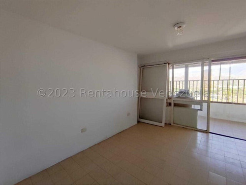 Imagen 8 de 17 de Penthouse En Venta Los Jardines Urb San Jacinto, Maracay 23-20479 Hc