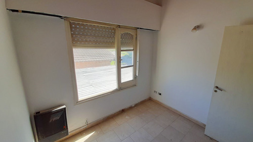Imagen 10 de 20 de Casa En Venta Tipo Duplex En Tandil Zona Del Lago