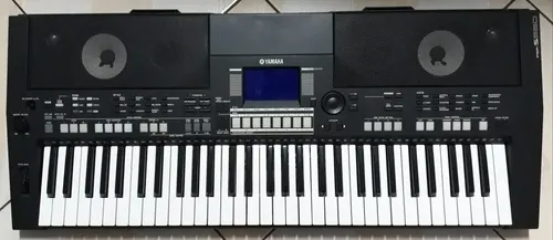 Teclado Yamaha Psr S550 | MercadoLivre