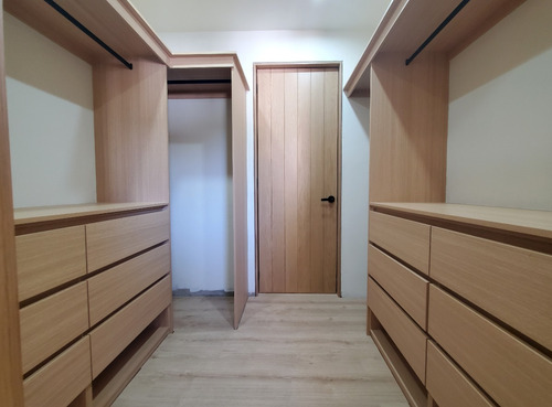 Casa Nueva En Venta Dentro De Condominio En Guadalajara