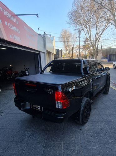 Imagen 14 de 17 de Toyota Hilux 2016 2.8 Cd Srx 177cv 4x4 At