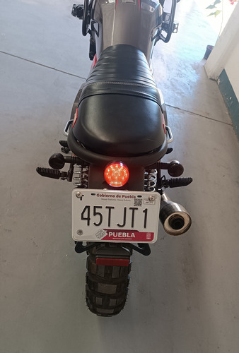 Excelentes Condiciones, Luces Led, Emplacada Con Tarjeta De