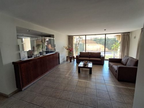 Departamento En Arriendo De 3 Dorm. En Las Condes