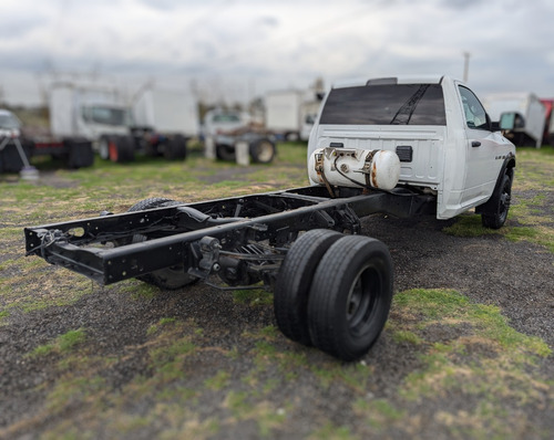 Ram 4000 Año 2018, Motor Hemi V8 A Gas L.p. Chasis Cabina