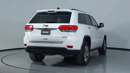 Jeep Grand Cherokee 3.6 LIMITED LUJO V6 4X2