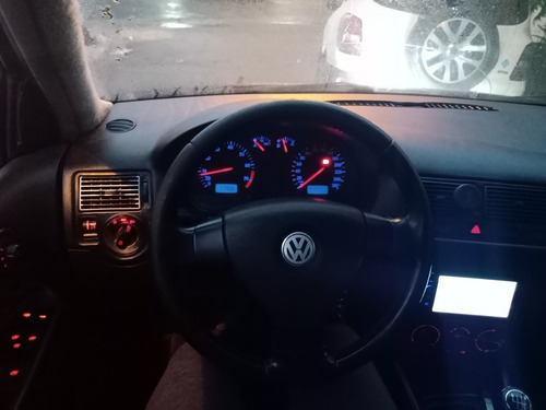 Volkswagen Golf 2002 1.6 5p