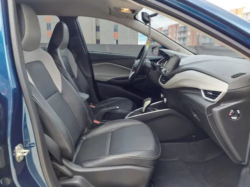 Chevrolet Onix 1.0 Premier