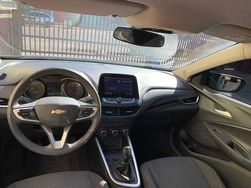 Imagem 6 de 9 de Chevrolet Onix 1.0 Mt Lt