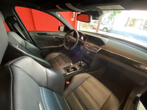 Imagen 7 de 25 de Mercedes Benz E 63 Amg 2011