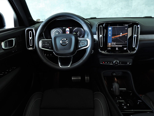 Imagem 8 de 13 de Volvo Xc40 R-design Recharge 2021